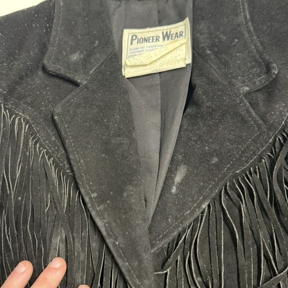 Pioneer Wear Black Suede Fringe Western Jacket Vintage Cropped Concho Button S - Picture 4 of 8